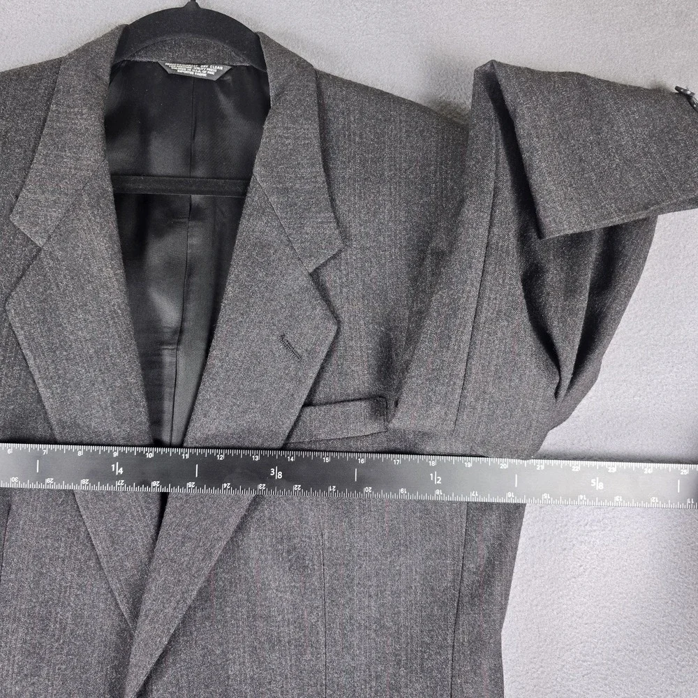 Nino Cerruti Blazer Mens 44‎ Gray Wool Pinstripe Sport Coat Hecht's Tailored USA